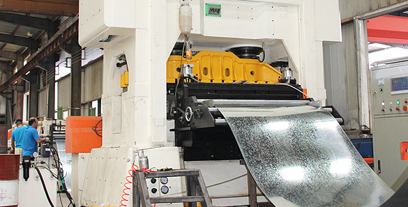 專注提供過硬品質(zhì)的彩鋼板